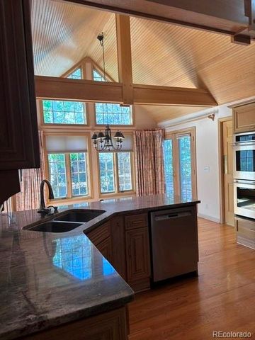 4217 S Bellaire Circle, Englewood, CO 80113