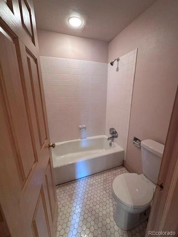4217 S Bellaire Circle, Englewood, CO 80113