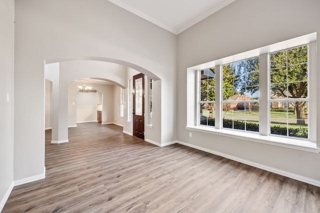 10205 Fairway Vista Drive, Rowlett, TX 75089