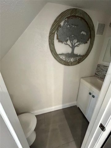 18812 CARR DRIVE A, Lutz, FL 33559