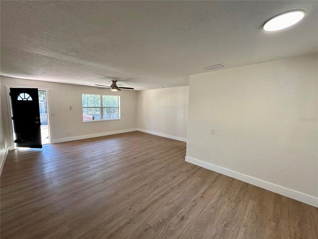 18812 CARR DRIVE A, Lutz, FL 33559