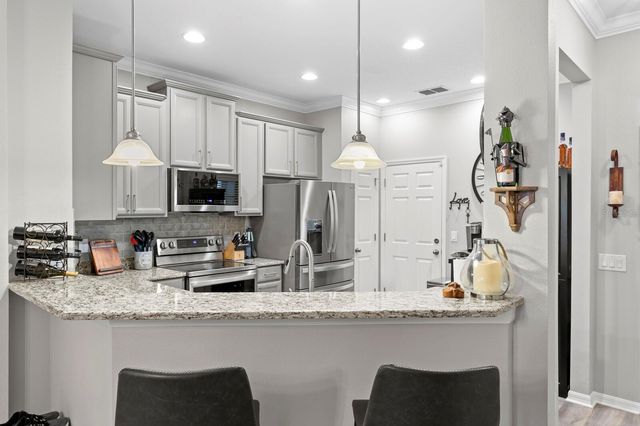 12474 STREAMDALE DRIVE, Tampa, FL 33626