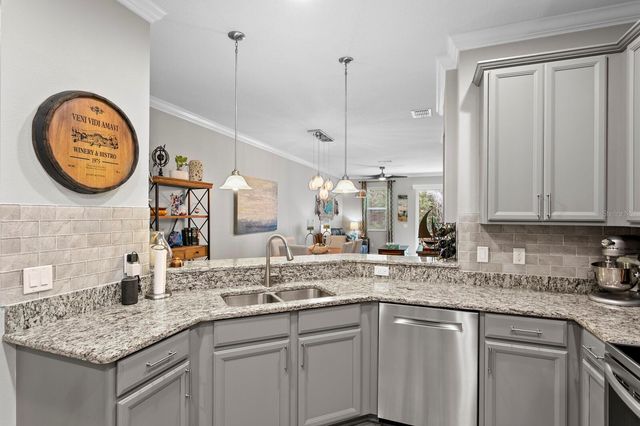 12474 STREAMDALE DRIVE, Tampa, FL 33626