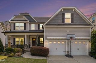 2120 Temple Hills Way, Fuquay Varina, NC 27526