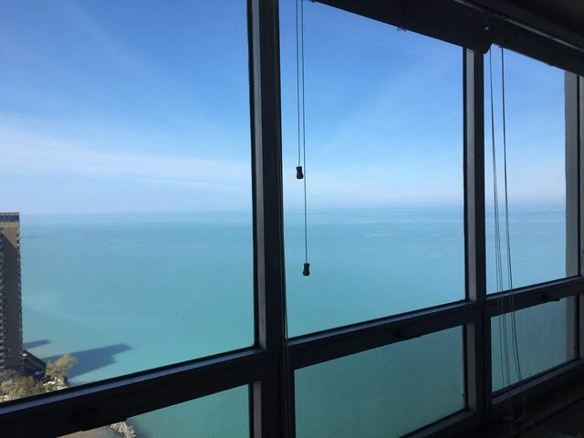 6171 N Sheridan Road 2707, Chicago, IL 60660