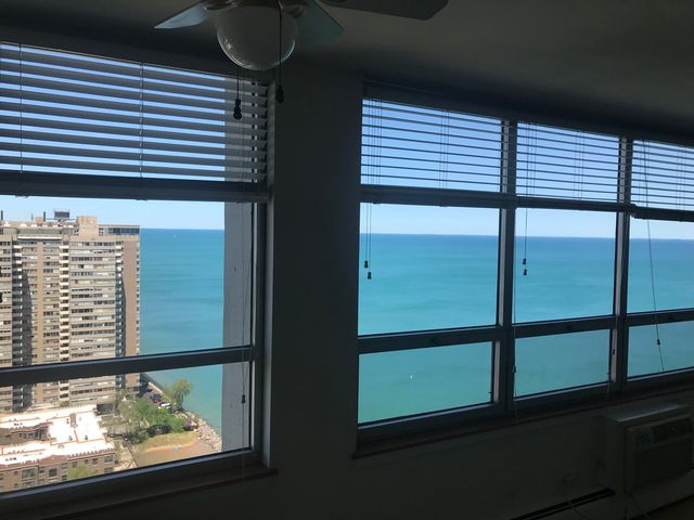 6171 N Sheridan Road 2707, Chicago, IL 60660