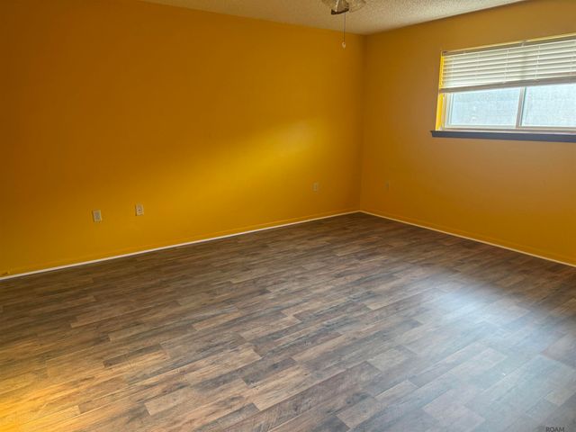 7522 Shrewsbury Ave, Baton Rouge, LA 70808