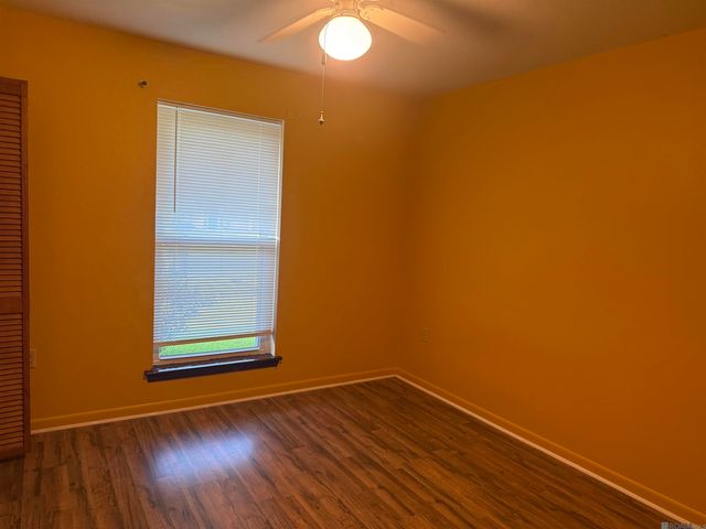7522 Shrewsbury Ave, Baton Rouge, LA 70808
