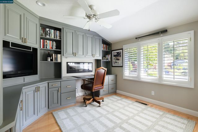 136 Shuey Drive, Moraga, CA 94556