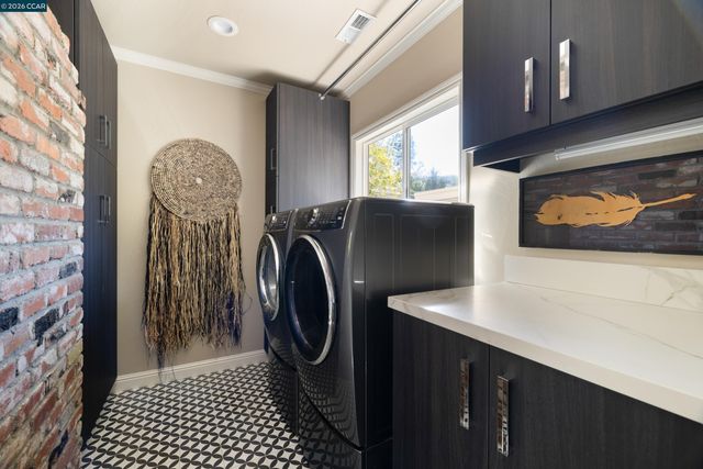 136 Shuey Drive, Moraga, CA 94556