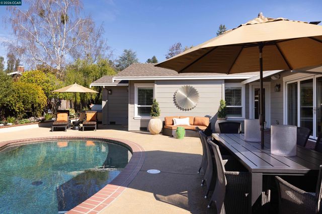 136 Shuey Drive, Moraga, CA 94556