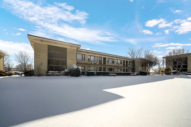 12 King Arthur Court 11, Northlake, IL 60164