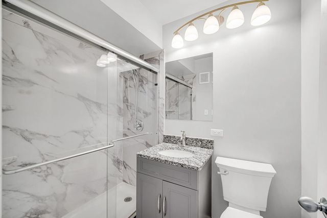 12 King Arthur Court 11, Northlake, IL 60164