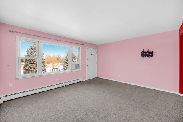 12 King Arthur Court 11, Northlake, IL 60164