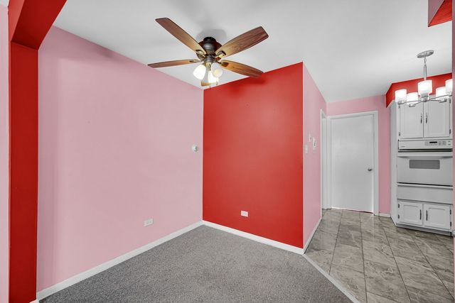 12 King Arthur Court 11, Northlake, IL 60164