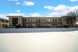 12 King Arthur Court 11, Northlake, IL 60164