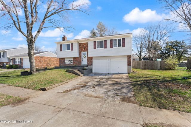 5607 Sprigwood Ln, Louisville, KY 40291