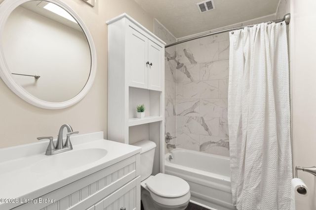 5607 Sprigwood Ln, Louisville, KY 40291