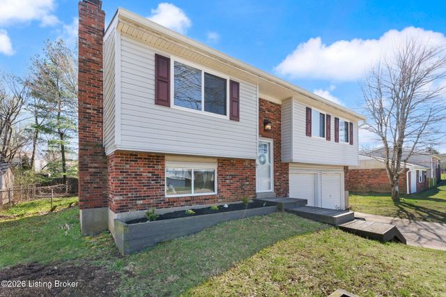 5607 Sprigwood Ln, Louisville, KY 40291