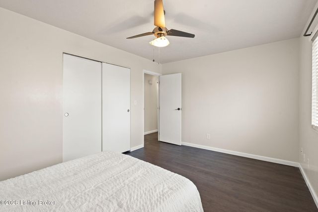 5607 Sprigwood Ln, Louisville, KY 40291