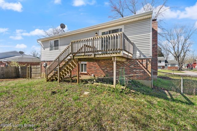 5607 Sprigwood Ln, Louisville, KY 40291