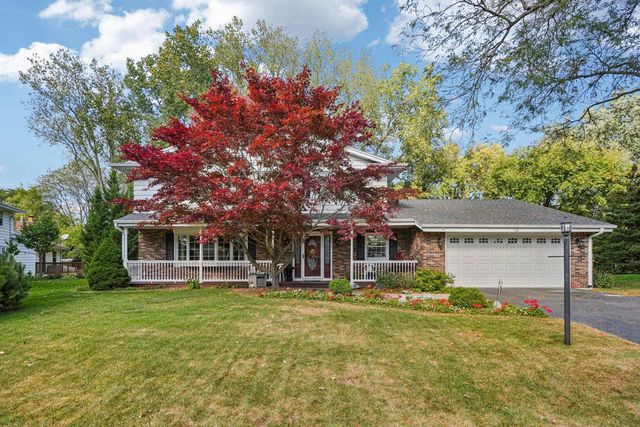 720 W Fairfield COURT, Glendale, WI 53217