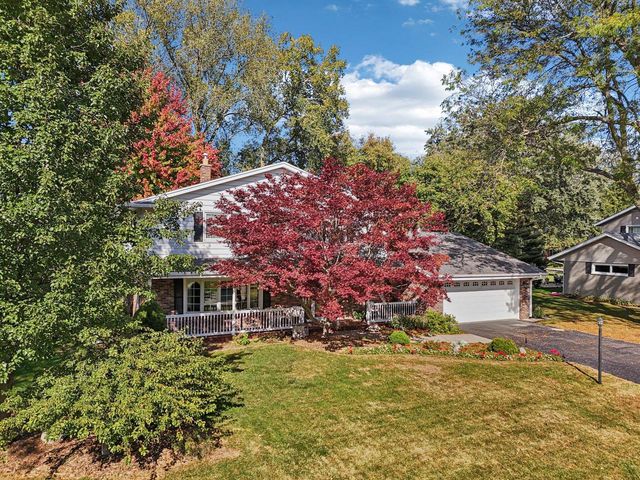 720 W Fairfield COURT, Glendale, WI 53217