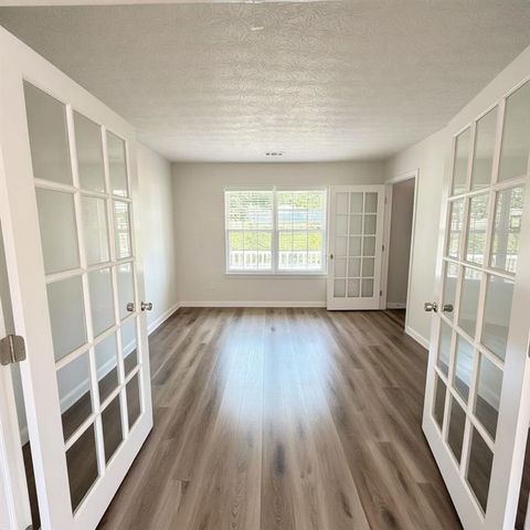 632 Stonecrest Drive SW, Loganville, GA 30052