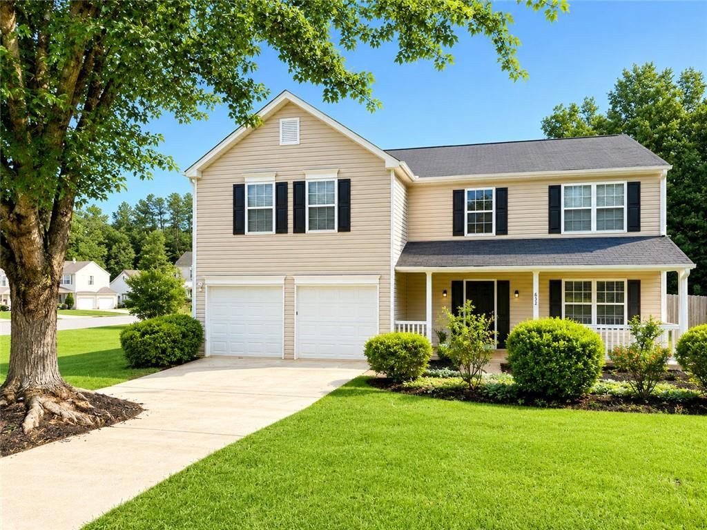 632 Stonecrest Drive SW, Loganville, GA 30052