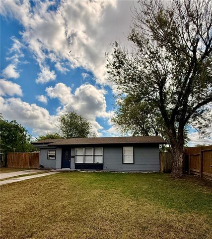 4814 Willowbrook Dr, Corpus Christi, TX 78411