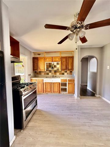 4814 Willowbrook Dr, Corpus Christi, TX 78411