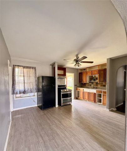 4814 Willowbrook Dr, Corpus Christi, TX 78411