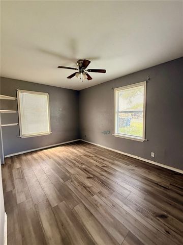 4814 Willowbrook Dr, Corpus Christi, TX 78411