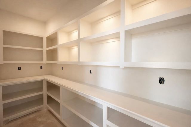 5857 N St. Paul Ct., Wichita, KS 67204