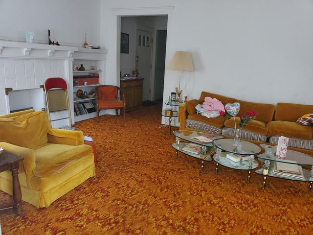 2234 E 70th Place 1, Chicago, IL 60649