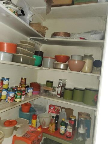 2234 E 70th Place 1, Chicago, IL 60649