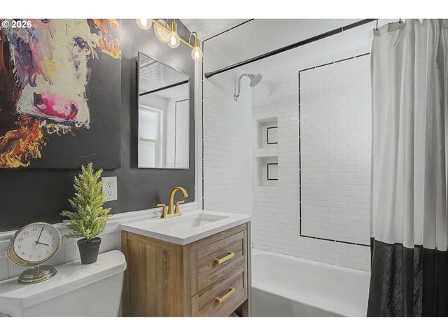 309 Nw OVERLOOK Dr, Vancouver, WA 98665