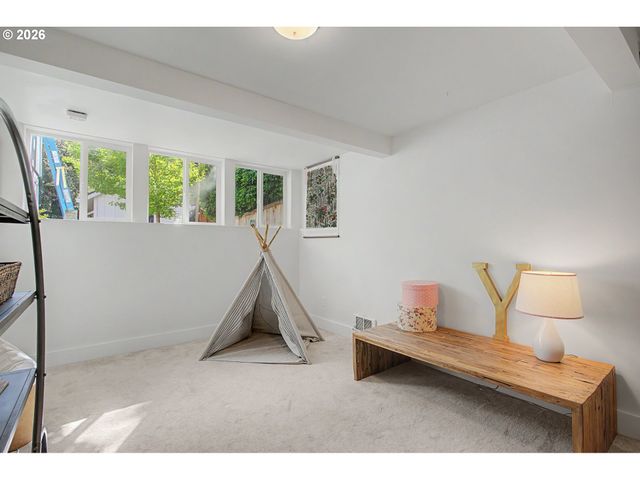 309 Nw OVERLOOK Dr, Vancouver, WA 98665