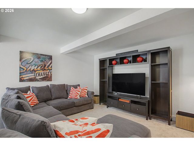 309 Nw OVERLOOK Dr, Vancouver, WA 98665