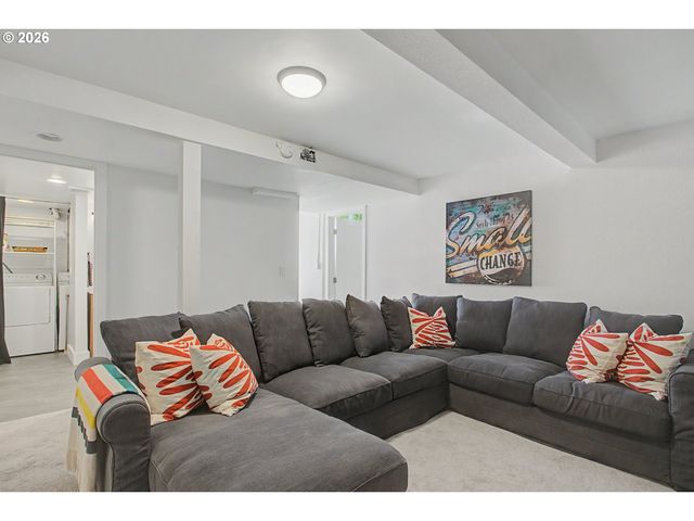 309 Nw OVERLOOK Dr, Vancouver, WA 98665