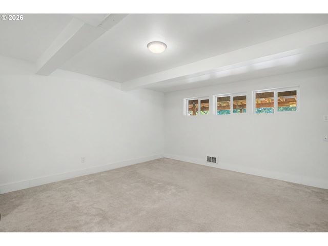 309 Nw OVERLOOK Dr, Vancouver, WA 98665