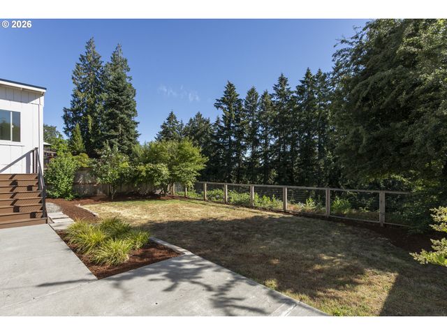 309 Nw OVERLOOK Dr, Vancouver, WA 98665