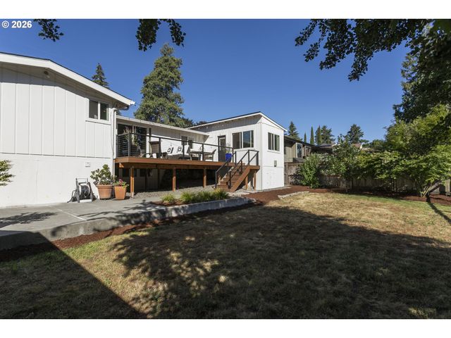 309 Nw OVERLOOK Dr, Vancouver, WA 98665