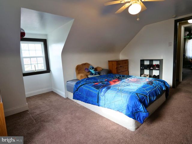 120 HARRISON ST, Emmaus, PA 18049