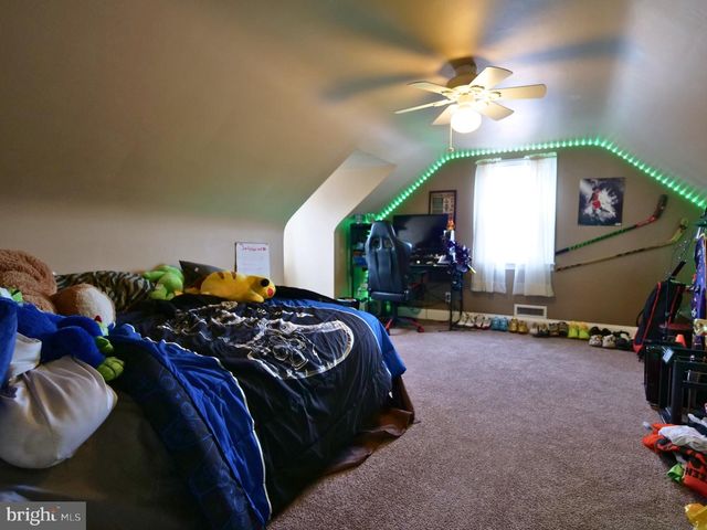 120 HARRISON ST, Emmaus, PA 18049