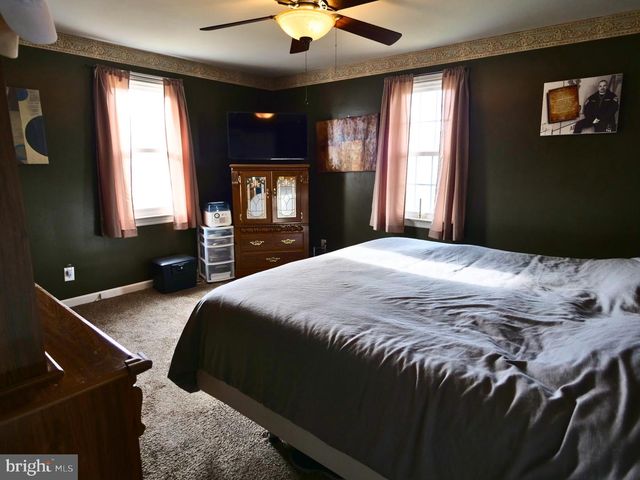 120 HARRISON ST, Emmaus, PA 18049