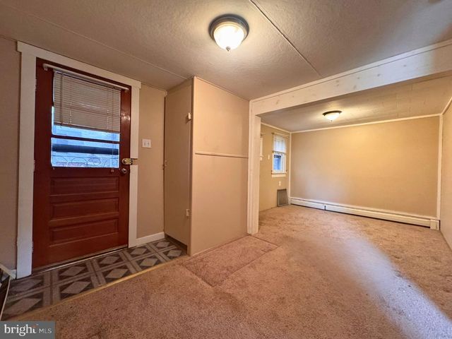 120 HARRISON ST, Emmaus, PA 18049