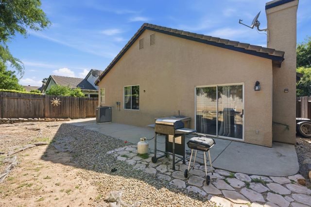 9240 Rose Parade Way, Sacramento, CA 95826