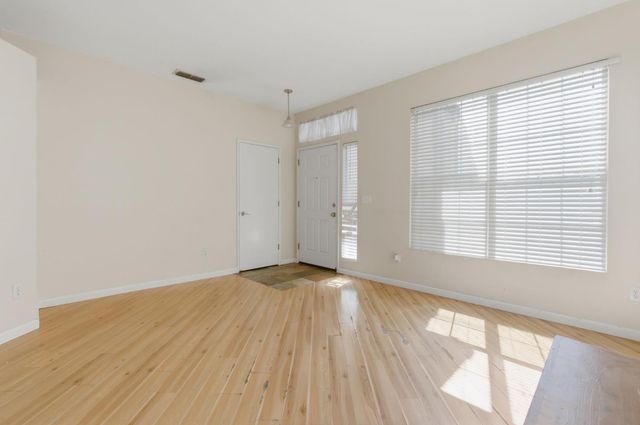 9240 Rose Parade Way, Sacramento, CA 95826