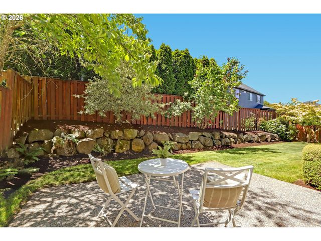 13556 Nw PAYNE Dr, Portland, OR 97229